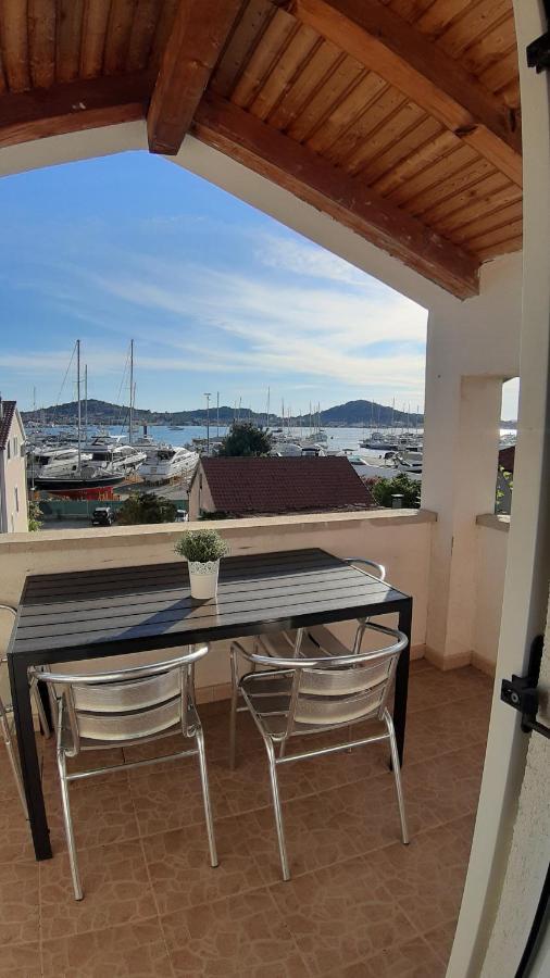 Apartments Leonarda Μούρτερ Εξωτερικό φωτογραφία