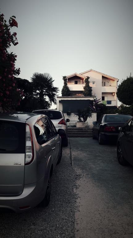 Apartments Leonarda Μούρτερ Εξωτερικό φωτογραφία